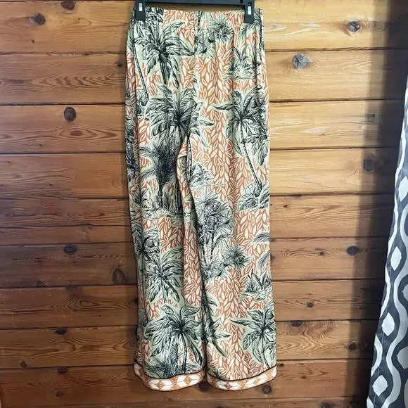 Joie Wide leg Satin tropical floral print boho pants Size Medium - Picture 2 of 7